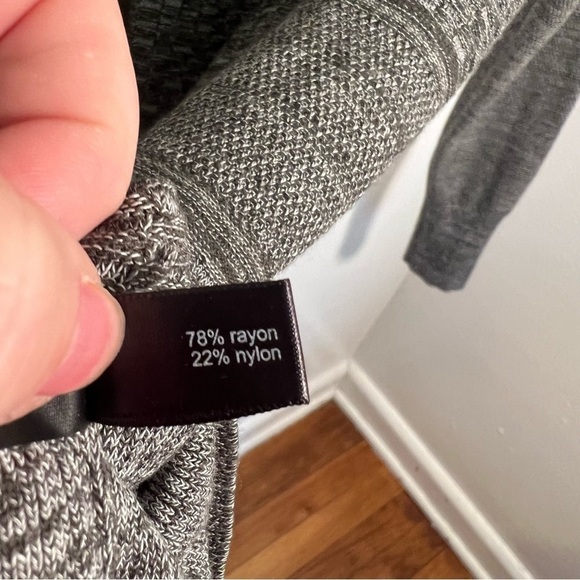 The Limited Turtleneck Tunic Sweater Dress Green - Picture 11 of 11